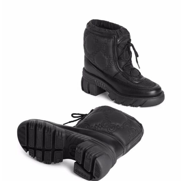 Gucci
GG pattern boots AUTHENTIC  - Picture 4 of 11